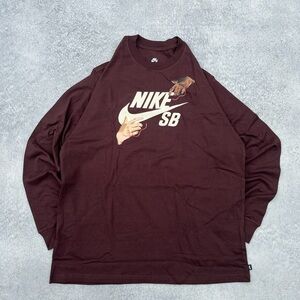 Nike SB Maroon Cream Skateboarding Graphic City of Love Long Sleeve T-Shirt